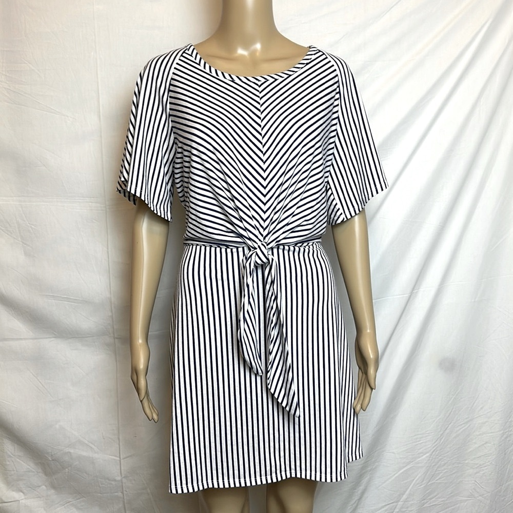 Love At First Sight Dress. Navy Blue & White Stripe. Size Large. Faux Tie Front.